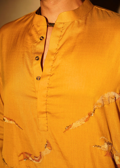 The Svarnam Kurta