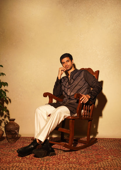 The Anantam Kurta