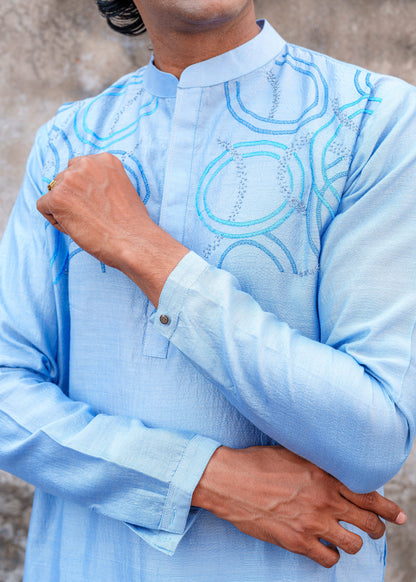 Aasmani Chakra Kurta