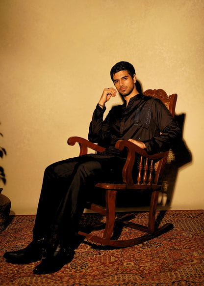 The Mehram Kurta